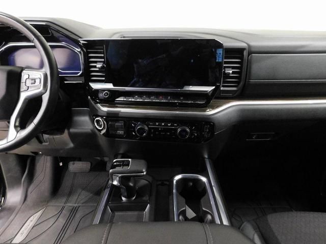 Photo of 2024 Black Chevrolet Silverado 1500