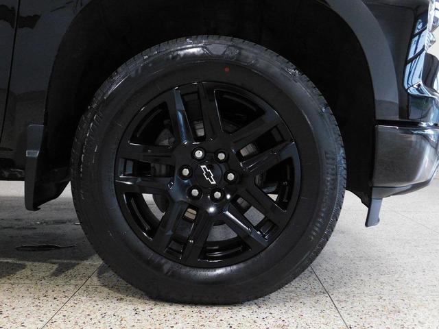 Photo of 2024 Black Chevrolet Silverado 1500