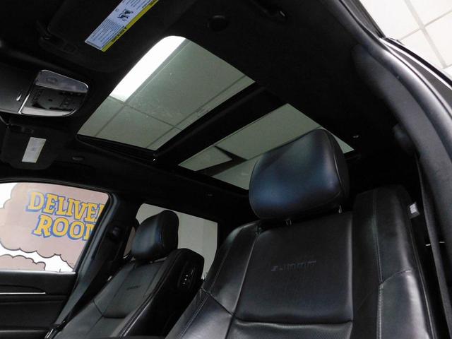 Photo of 2016 Brilliant Black Crystal Pearlcoat Jeep Grand Cherokee