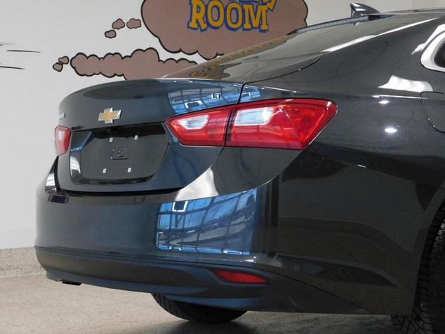 Photo of 2018 Grey Chevrolet Malibu