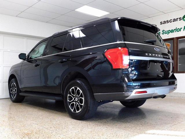 Photo of 2024 Agate Black Metallic Ford Expedition