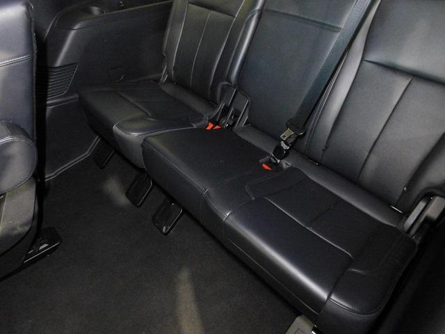 Photo of 2024 Agate Black Metallic Ford Expedition
