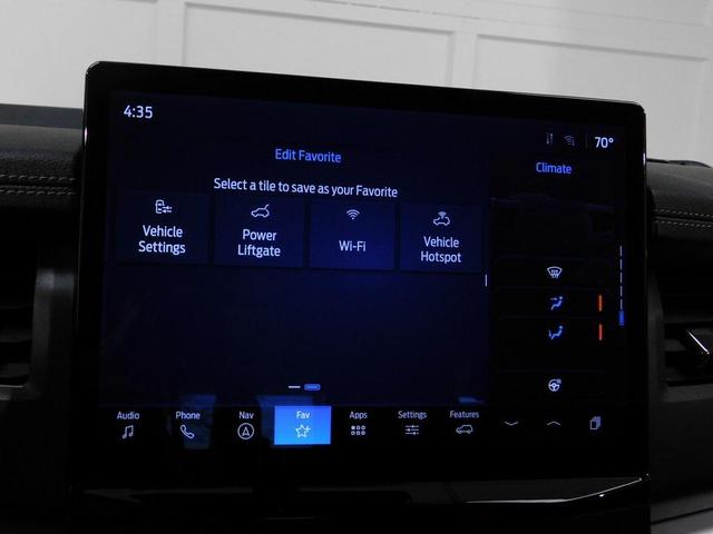 Photo of 2024 Agate Black Metallic Ford Expedition