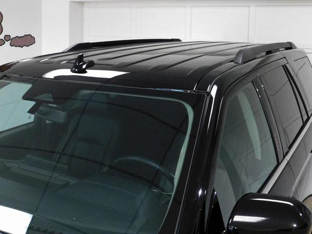Photo of 2024 Agate Black Metallic Ford Expedition