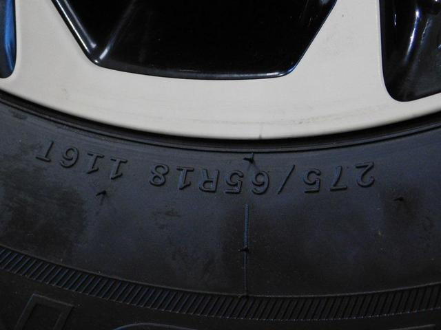 Photo of 2024 Agate Black Metallic Ford Expedition