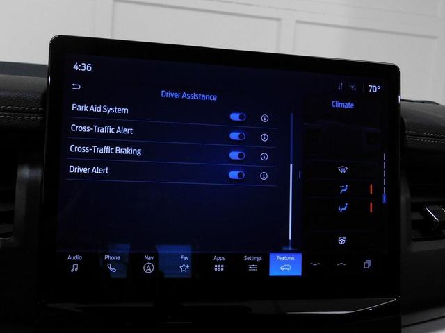 Photo of 2024 Agate Black Metallic Ford Expedition