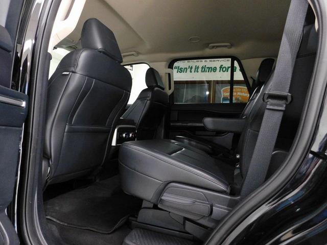 Photo of 2024 Agate Black Metallic Ford Expedition