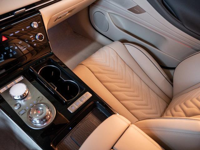 Photo of 2025 Red Genesis G80