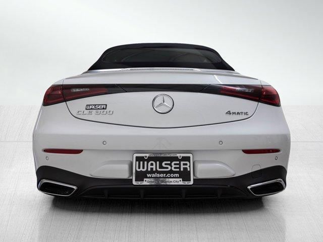 Photo of 2024 Moonlight White Mercedes-Benz CLE 300