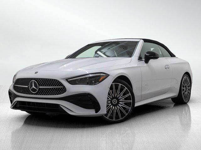 Photo of 2024 Moonlight White Mercedes-Benz CLE 300