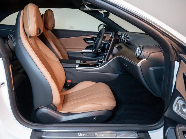 Photo of 2024 Moonlight White Mercedes-Benz CLE 300