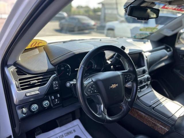 Photo of 2017 White Chevrolet Tahoe