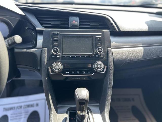 Photo of 2017 Lunar Silver Metallic Honda Civic