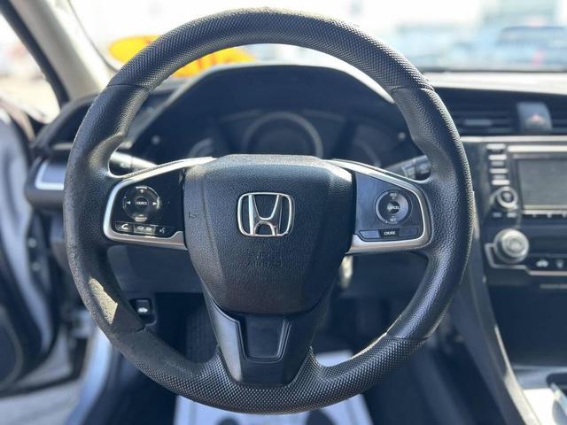Photo of 2017 Lunar Silver Metallic Honda Civic