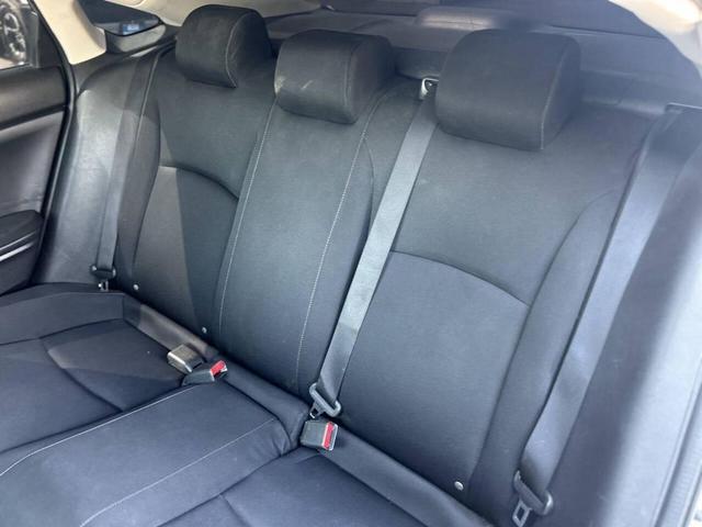 Photo of 2017 Lunar Silver Metallic Honda Civic