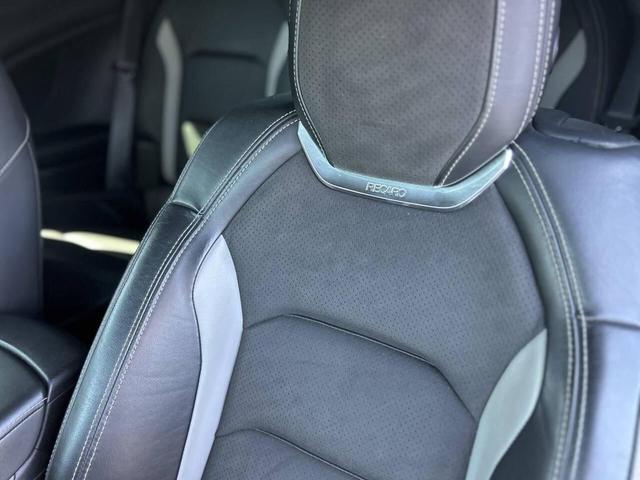 Photo of 2022 Blue Chevrolet Camaro