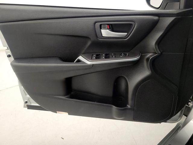 Photo of 2015 Silver Toyota Camry