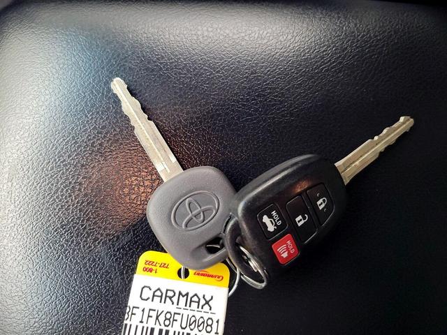 Photo of 2015 Silver Toyota Camry