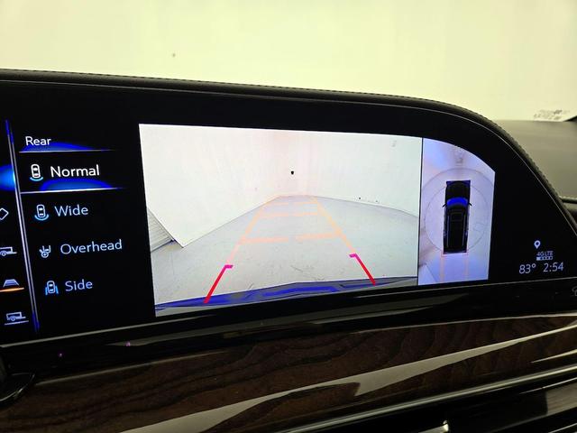 Photo of 2022 Green Cadillac Escalade