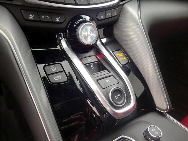 Photo of 2022 White Acura TLX