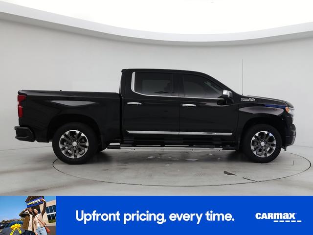 Photo of 2024 Black Chevrolet Silverado 1500