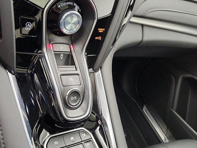 Photo of 2023 Black Acura RDX