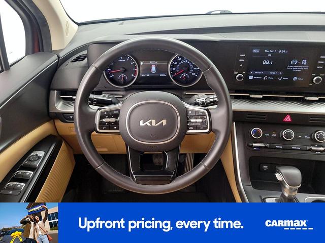 Photo of 2024 Red Kia Carnival