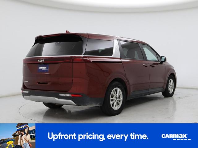 Photo of 2024 Red Kia Carnival
