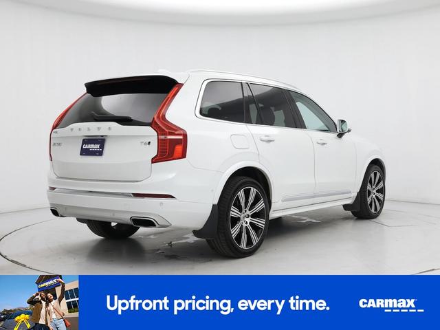 Photo of 2021 White Volvo XC90