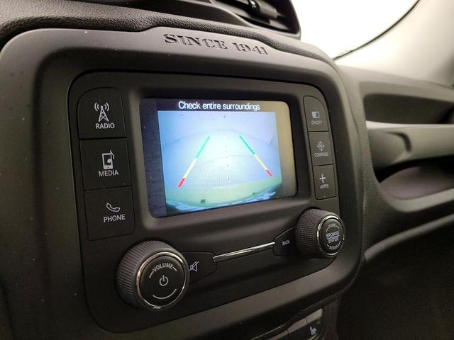 Photo of 2017 Green Jeep Renegade