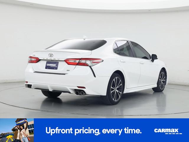 Photo of 2019 White Toyota Camry