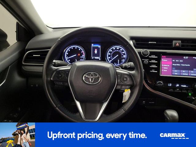 Photo of 2019 White Toyota Camry