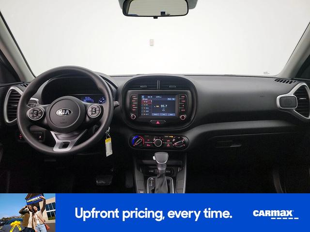 Photo of 2020 Yellow Kia Soul