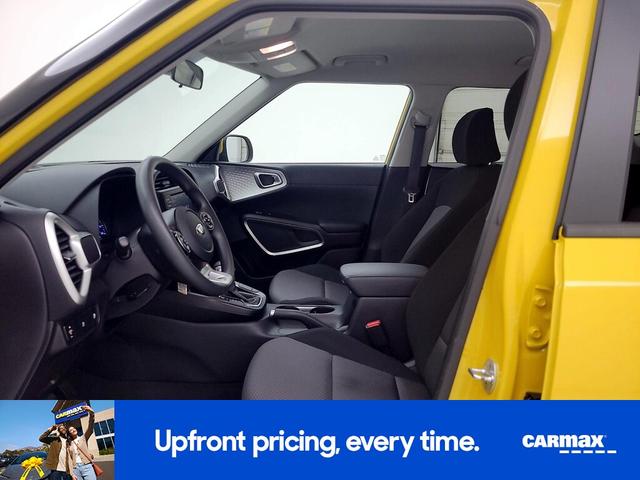 Photo of 2020 Yellow Kia Soul
