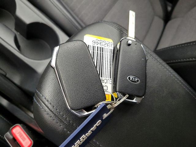 Photo of 2021 Blue Kia Seltos