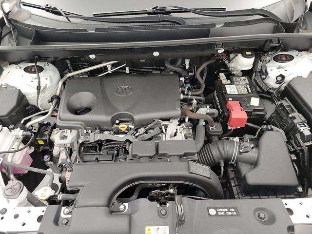 Photo of 2019 White Toyota RAV4
