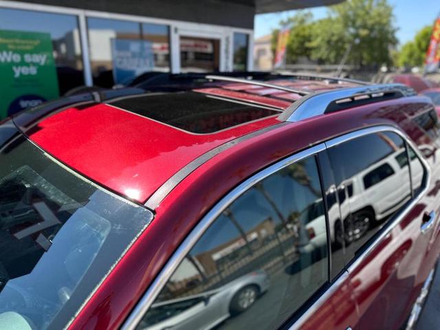 Photo of 2012 Burgundy Chevrolet Equinox