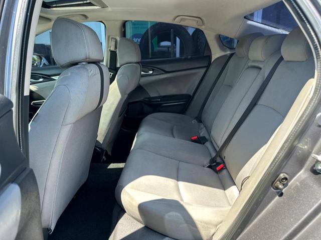 Photo of 2016 Gray Honda Civic
