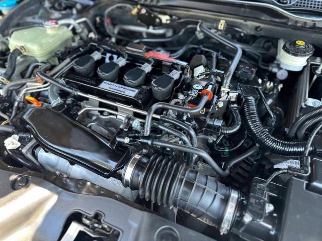 Photo of 2016 Gray Honda Civic