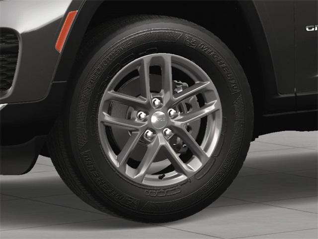 Photo of 2025 Baltic Gray Metallic Clearcoat Jeep Grand Cherokee