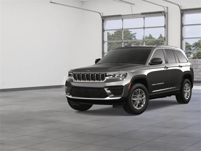 Photo of 2025 Baltic Gray Metallic Clearcoat Jeep Grand Cherokee