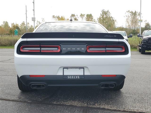 Photo of 2023 White Knuckle Clearcoat Dodge Challenger