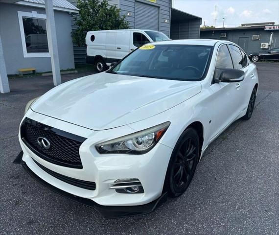 2015 Infiniti Q50
