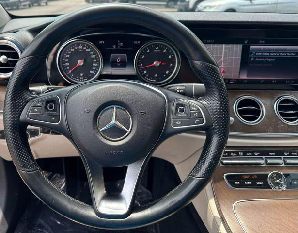Photo of 2018 White Mercedes-Benz E-Class