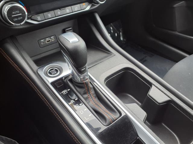 Photo of 2022 Electric Blue Metallic/Super Black Nissan Sentra
