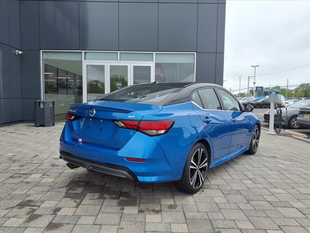Photo of 2022 Electric Blue Metallic/Super Black Nissan Sentra