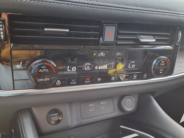 Photo of 2025 Charcoal/2t Gry Blk Nissan Rogue