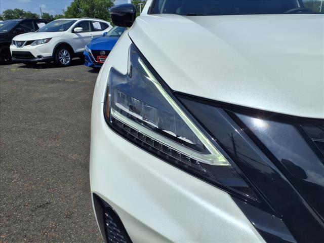Photo of 2022 Pearl White Tricoat Nissan Murano