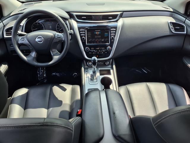 Photo of 2022 Pearl White Tricoat Nissan Murano