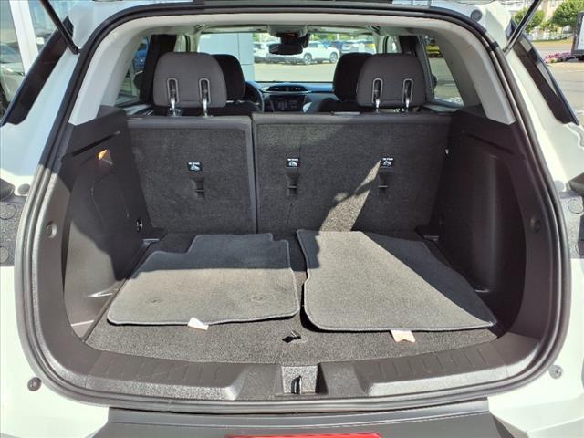 Photo of 2021 Summit White Chevrolet Trailblazer